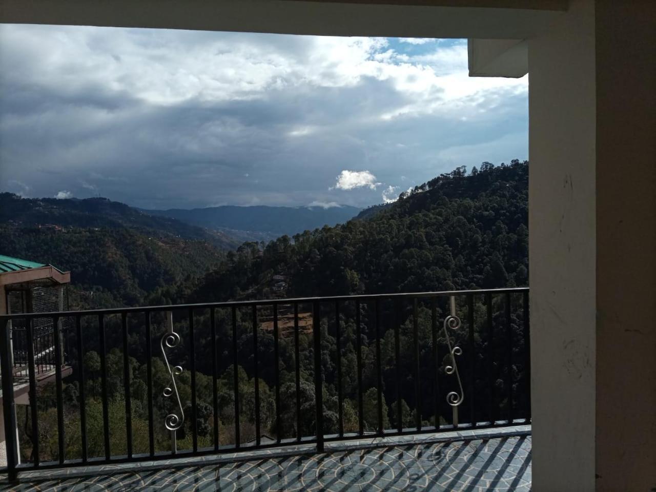 Thakur Homes- Couple And Family Friendly Homestay Shimla Exterior foto
