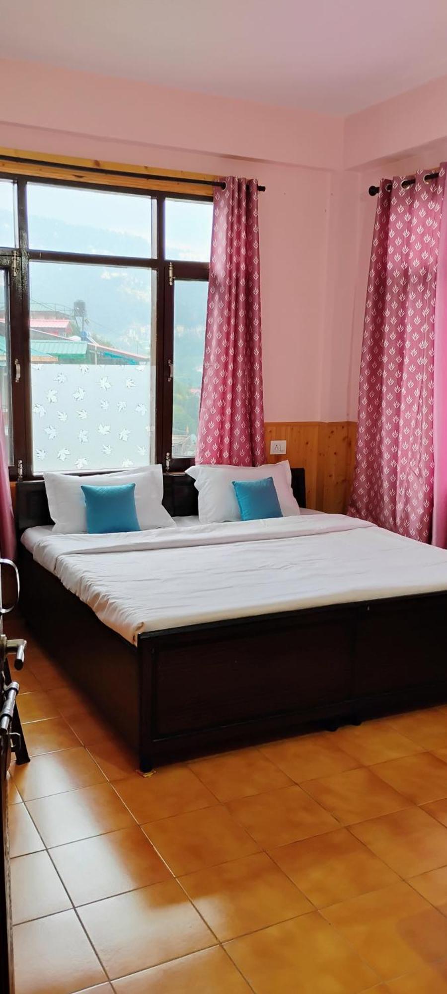 Thakur Homes- Couple And Family Friendly Homestay Shimla Habitación foto