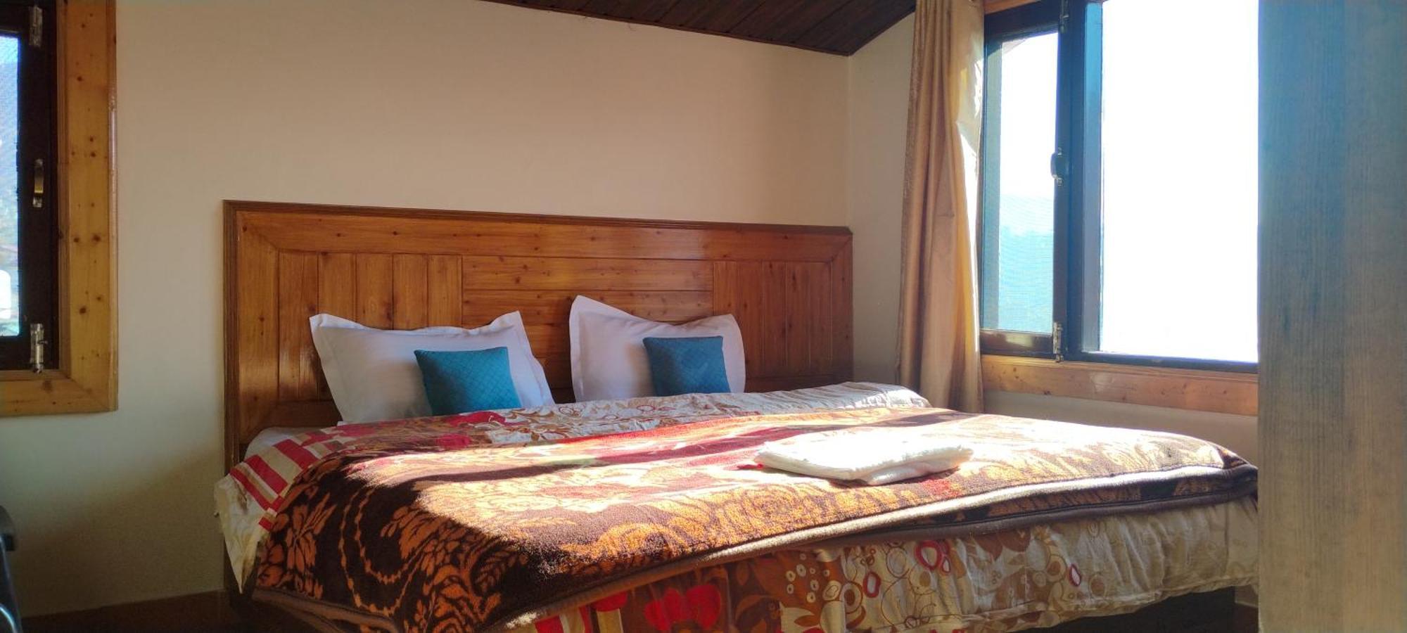 Thakur Homes- Couple And Family Friendly Homestay Shimla Exterior foto